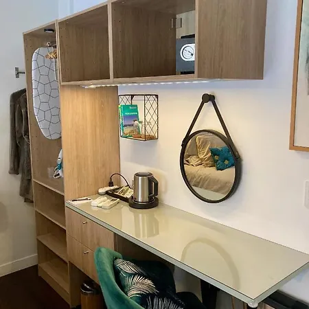 Cannes City B&B Канны