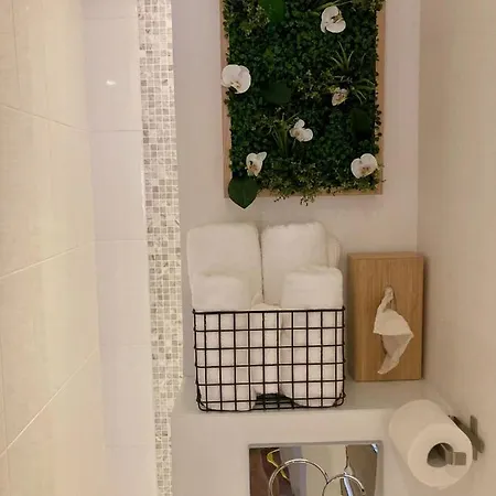 Cannes City B&B