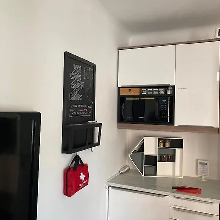 ベッド・アンド・ブレックファスト Cannes City B&B