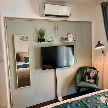 ベッド・アンド・ブレックファスト Cannes City B&B 3*