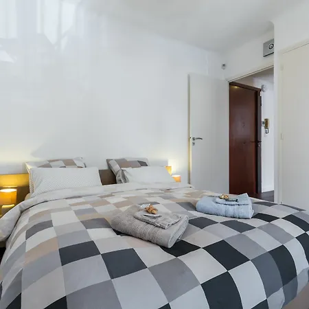 Cannes City B&B